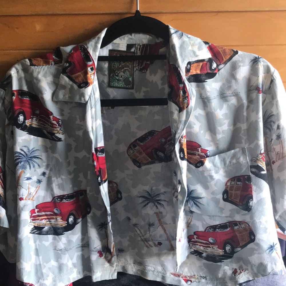 Vintage Hawaii crop top with buttons